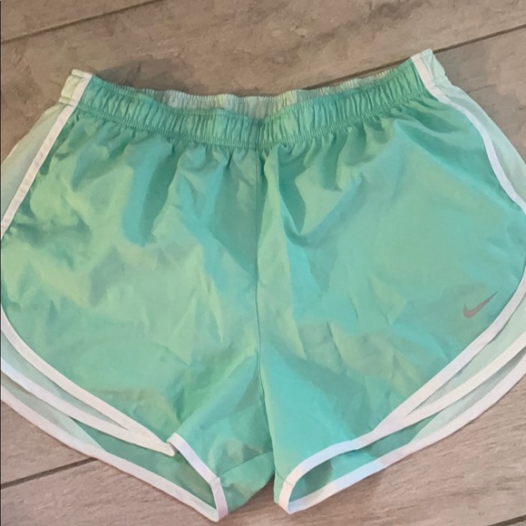 Nike Pants - Nike Tempo Shorts